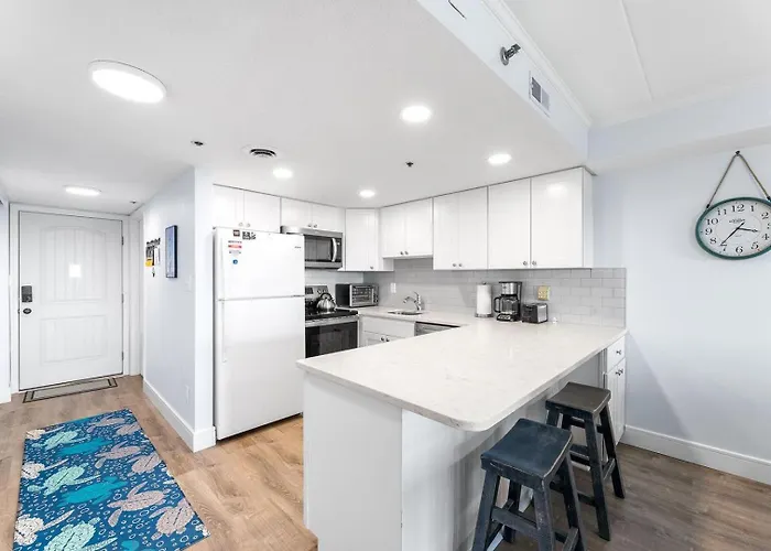 Sandpiper Dunes 702 Direct Oceanfront * Ocean City